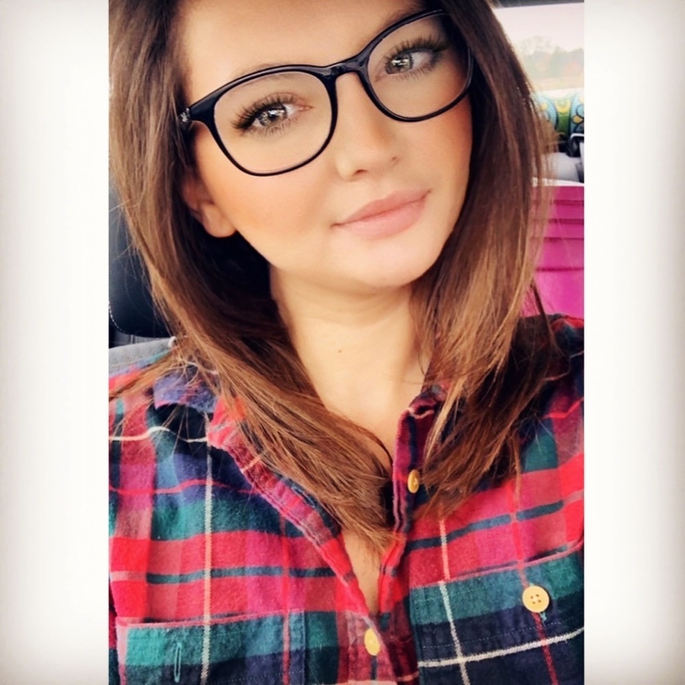 Meet your Posher, Gretchen